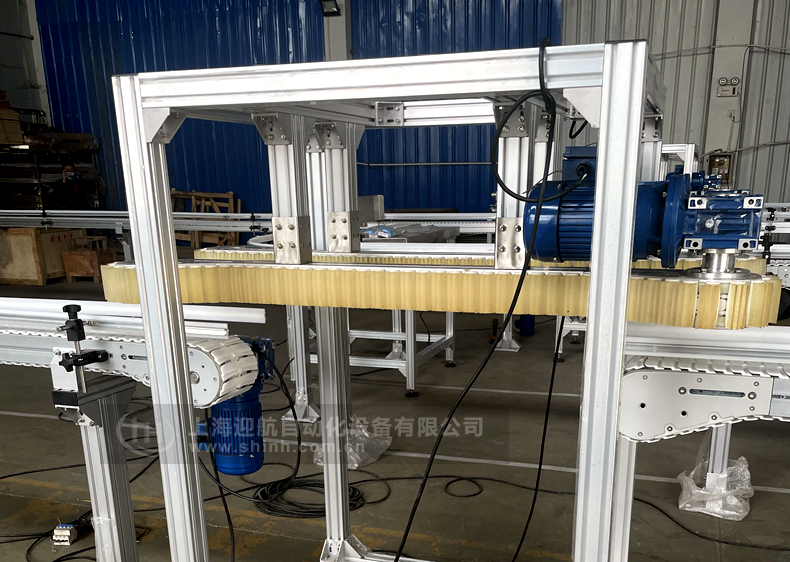 夾持柔性鏈輸送機(jī)